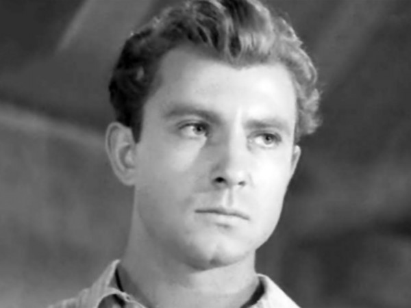 Под стук колёс