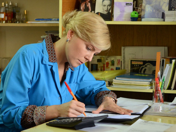 Парфюмерша 3