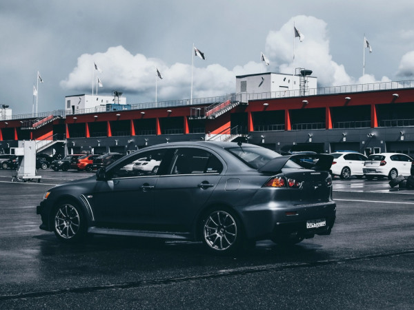 Заряженные тачки