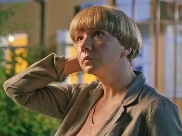 Соколова подозревает всех-4