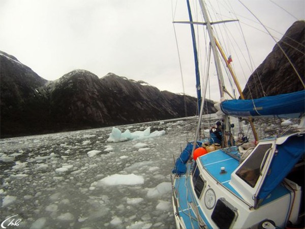 С друзьями через Атлантику: Дневник кораблекрушения