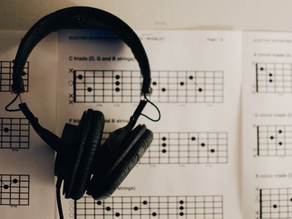 Денис Мацуев. Заслуженный коллектив России Академический симфонический оркестр Санкт-Петербургской филармонии, дирижёр Золтан Кочиш