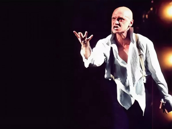 Спектакль Ревизор. Постановка Валерия Фокина. Запись 2004 года