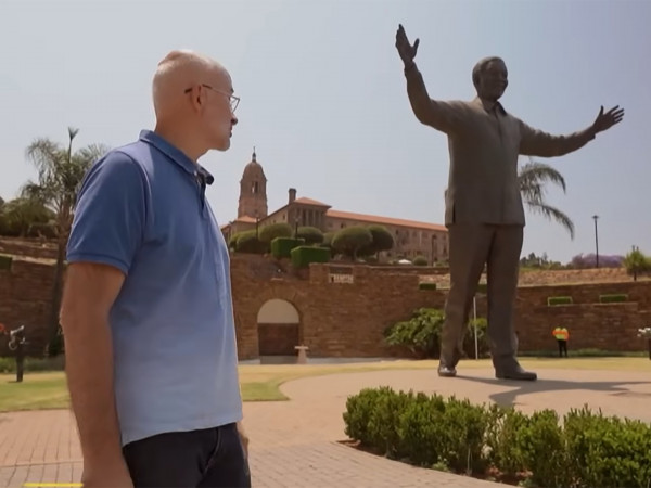 Белые в осаде