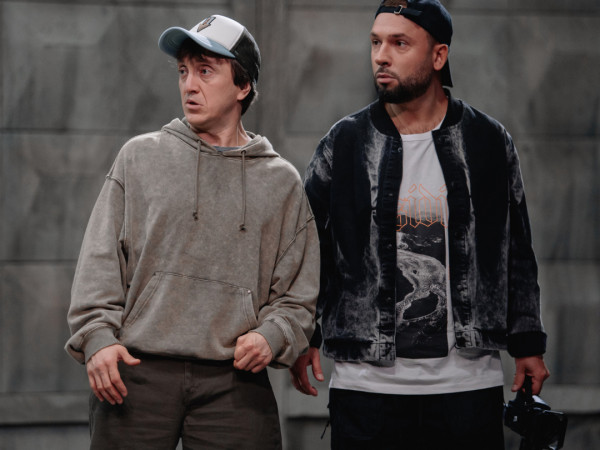 Однажды в России (2)