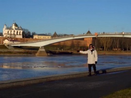 Жизнь своих