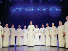 Хор Данилова монастыря. Хор Новоспасского монастыря. Сибирский мужской хор. Московский мужской камерный хор Кастальский