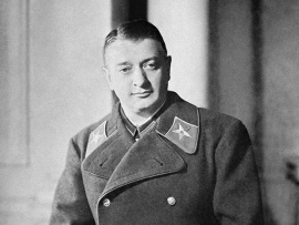 Ворошилов против Тухачевского. Маршал на заклание