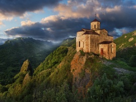 Древняя Алания. Христианские храмы Кавказа