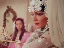 Амар, Акбар, Антони