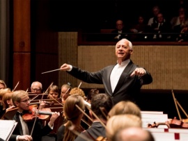 20 лет Национальному филармоническому оркестру России под управлением Владимира Спивакова. Юбилей Московского международного Дома музыки