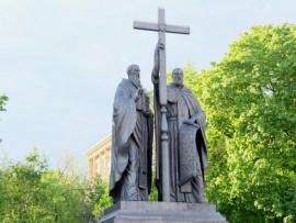 Дружба, отлитая в бронзе