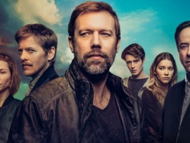 Под тёмной водой