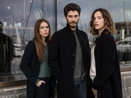 Красная дверь