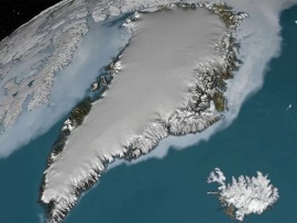 На каяке во льдах Гренландии