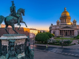 Многоликий Петербург