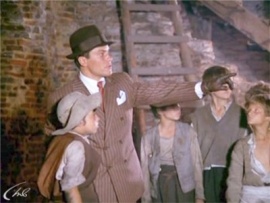 Комиссар полиции и Малыш