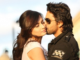 Ты, я и привидение