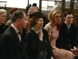 Догвилль (6)