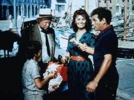 Мальчик на дельфине