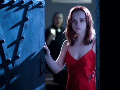 Жизнь за гранью