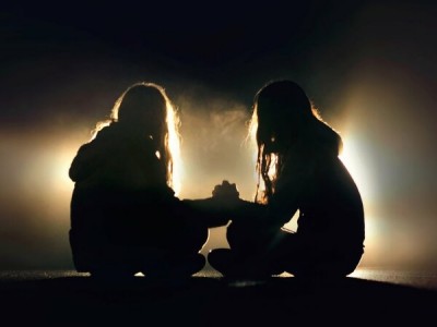 Сестры — монстры