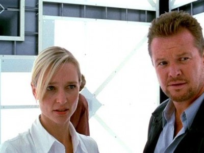 Куб 2: Гиперкуб (6)