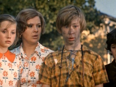 Автомобиль, скрипка и собака Клякса