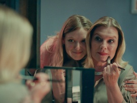 Отдам маму замуж (5)