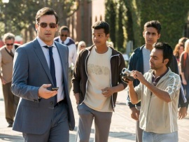 Рука на миллион (2)