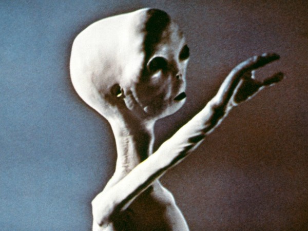 Близкие контакты третьей степени (2)