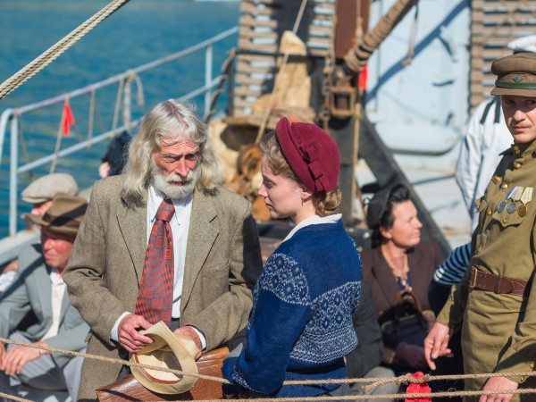 Одна жизнь на двоих (4)