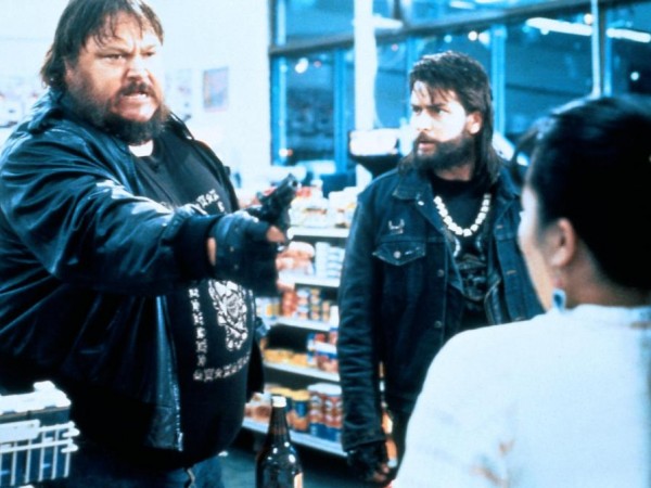 За пределами закона (4)