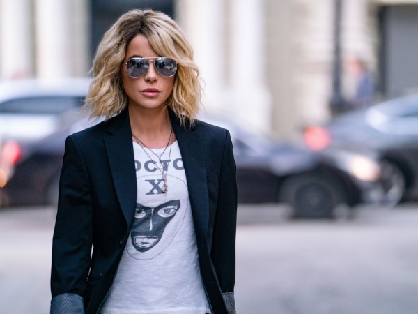 Красотка на взводе (4)