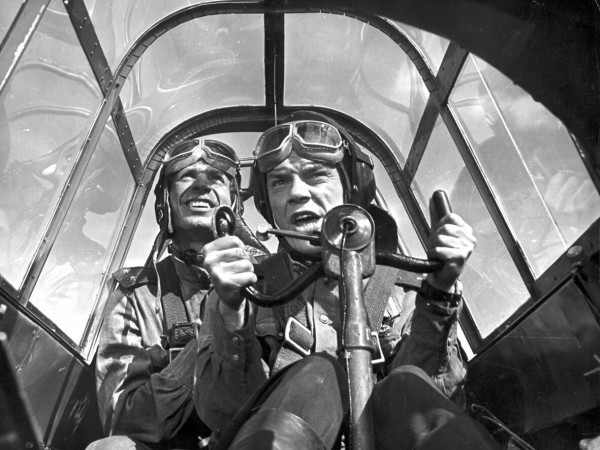 Хроника пикирующего бомбардировщика