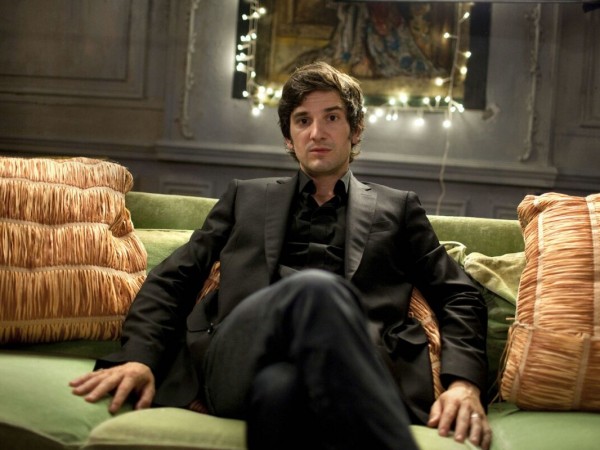 Любовь живет три года (3)