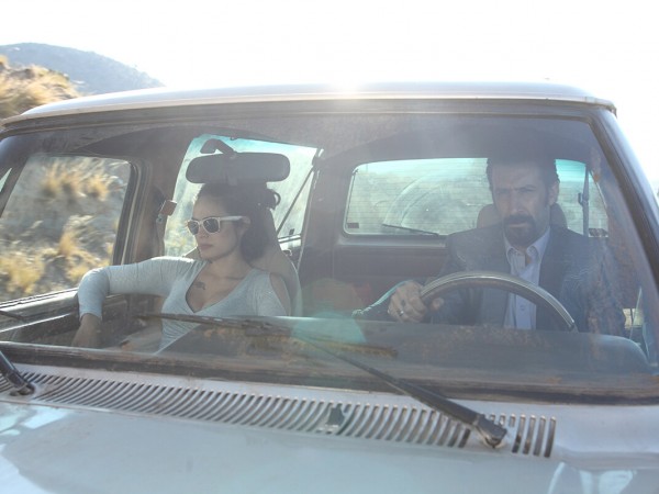 Святым тут не место (4)