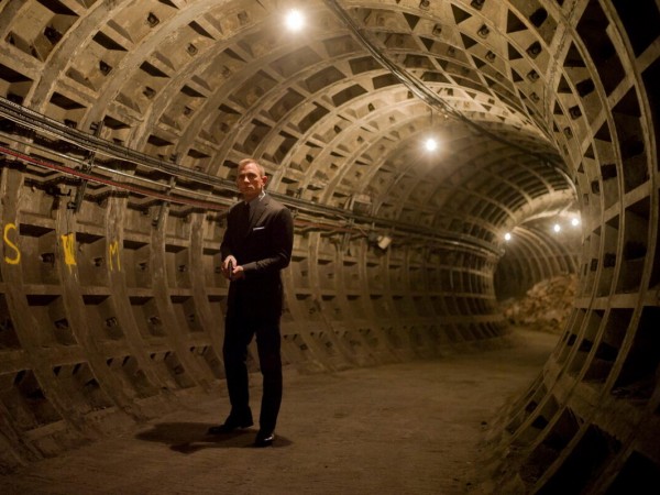 007: Координаты Скайфолл (2)