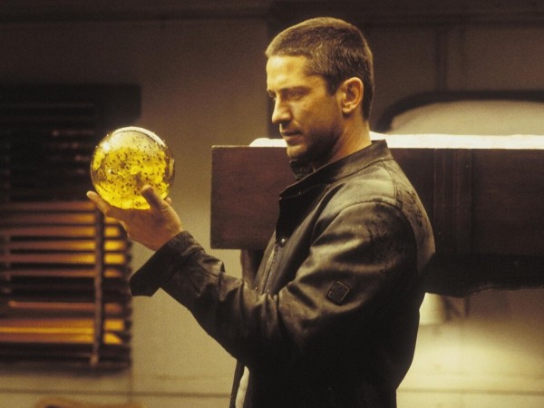 Лара Крофт: Расхитительница гробниц 2 — Колыбель жизни (2)