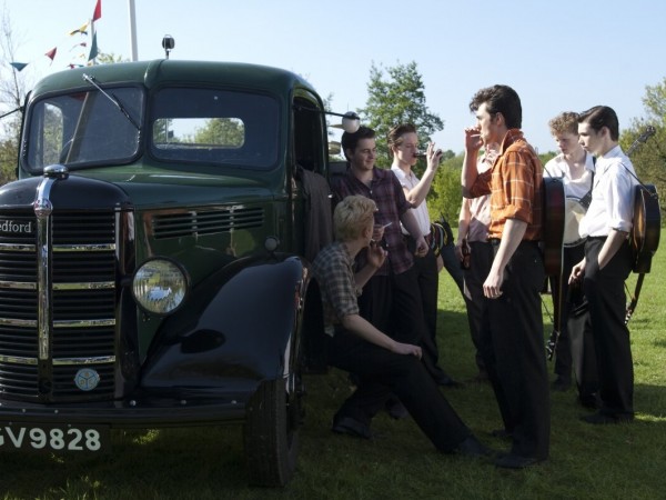 Стать Джоном Ленноном (2)