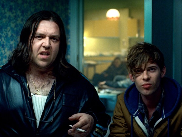 Чужие на районе (6)