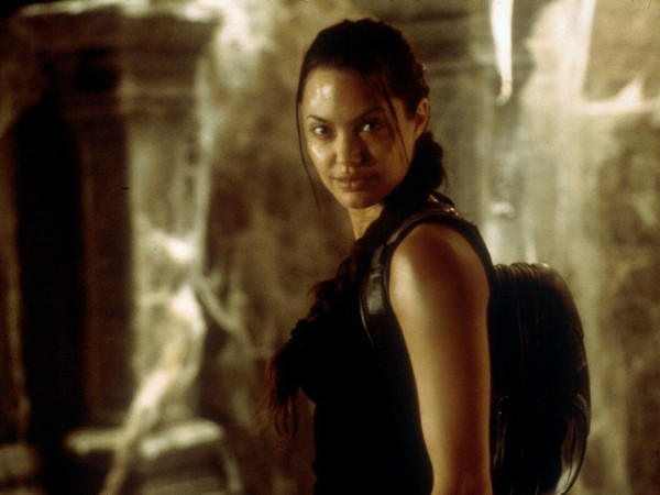 Лара Крофт: Расхитительница гробниц (6)