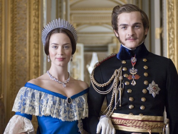 Молодая Виктория (6)