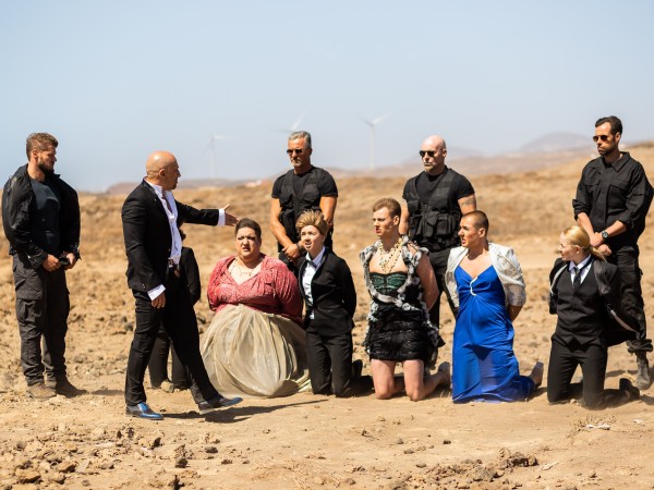 Девушки бывают разные (6)