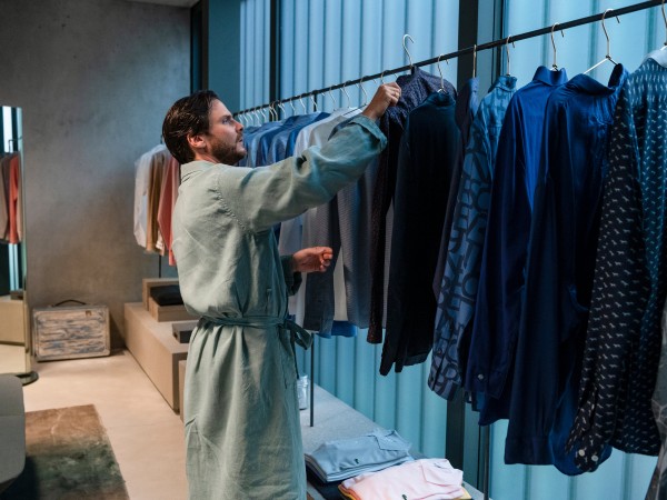 По соседству (3)