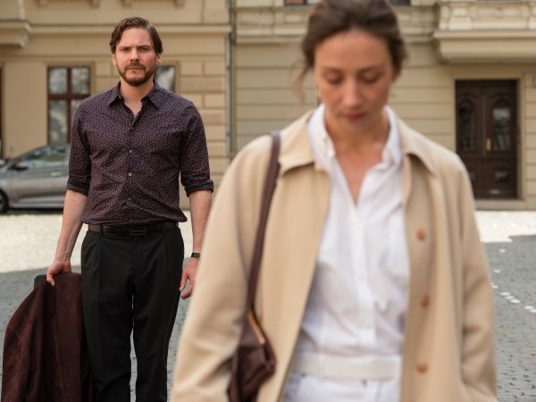 По соседству (2)