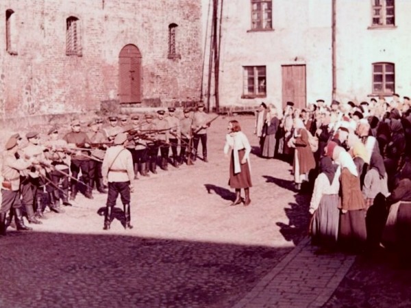 Любовь Яровая (5)