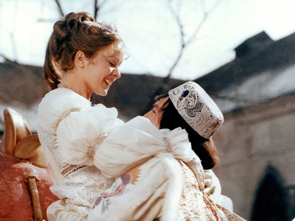 Три орешка для Золушки