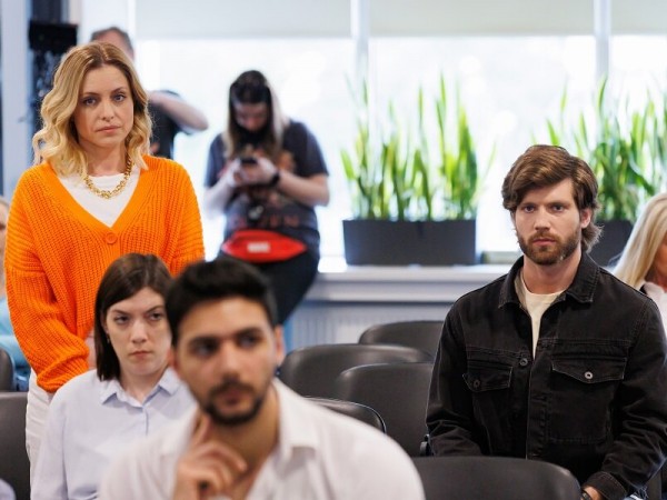 Блондинка и брюнетка (5)