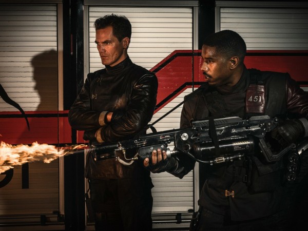 451 градус по Фаренгейту (6)